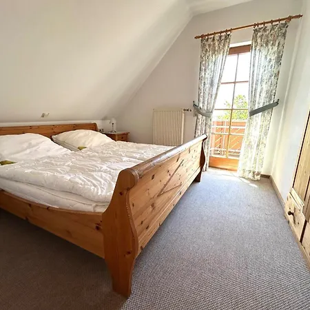 In The Kn Llgebirge With Balcony Vakantiehuis Neuenstein (Hessen)