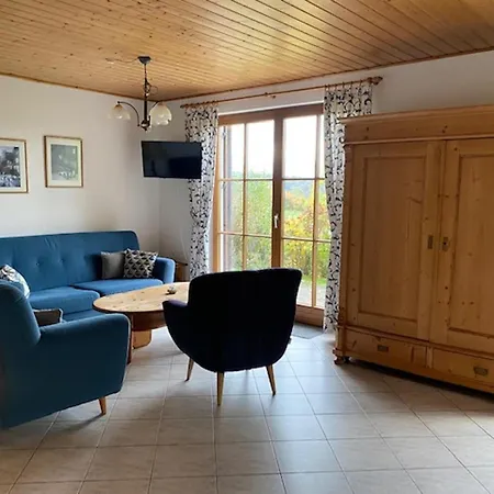 In The Knuellgebirge With Balcony Нойенштайн