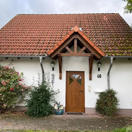 Дом отдыха In The Knuellgebirge With Balcony Нойенштайн