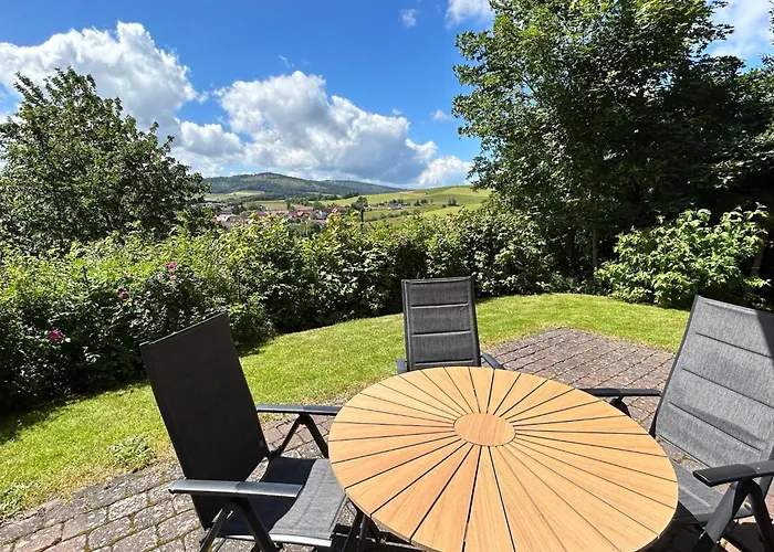 In The Knuellgebirge With Balcony Сasa de vacaciones *